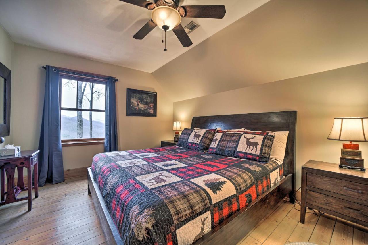 Luxury Cabin Rental In Franklin With Private Hot Tub Exterior photo